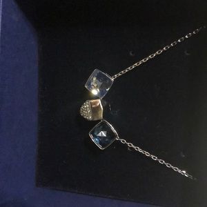Swarovski necklace 3 stones